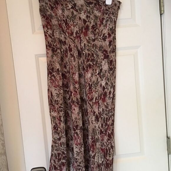 Beautiful J Jill Cranberry Skirt